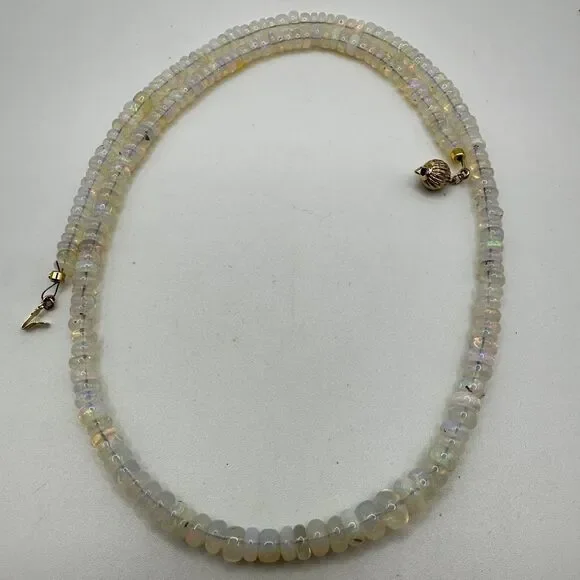 20.5" rondelle, graduatedāOpal beaded necklace with a 14kt yellow gold clasp! - Picture 4 of 13